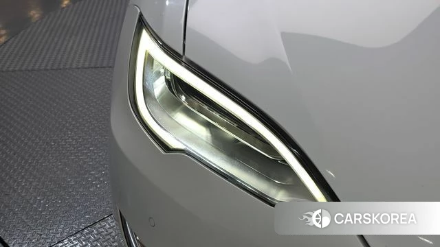 Tesla Model S id 4619721 из Кореи 15