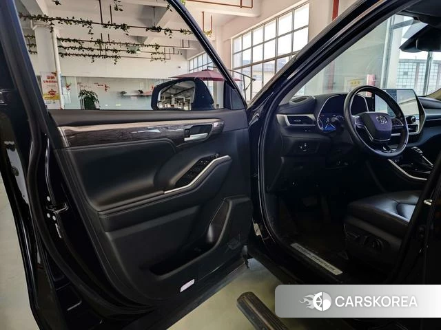 Toyota Highlander id 4240317 из Китая 15