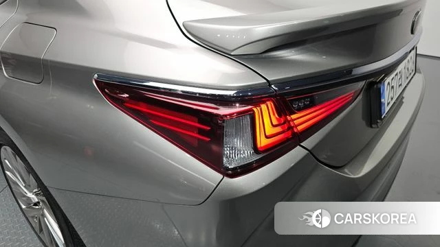 Lexus ES300h 7th generation id 4354511 из Кореи 15