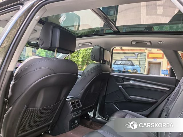 Audi Q5L id 4275680 из Китая 15
