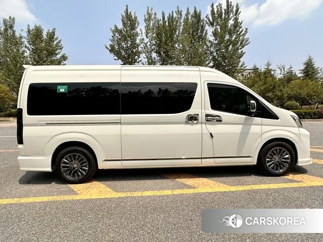 Toyota Hiace id 4261833 из Китая 15