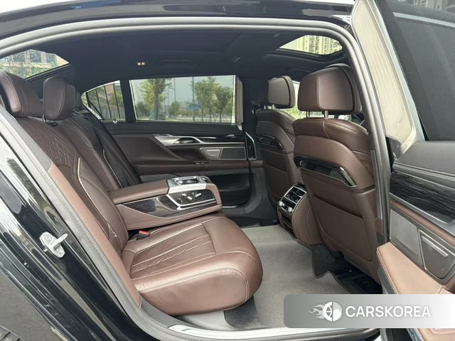 BMW 7 series id 4265567 из Китая 15