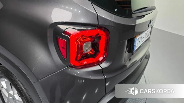Jeep Renegade id 4294294 из Кореи 15
