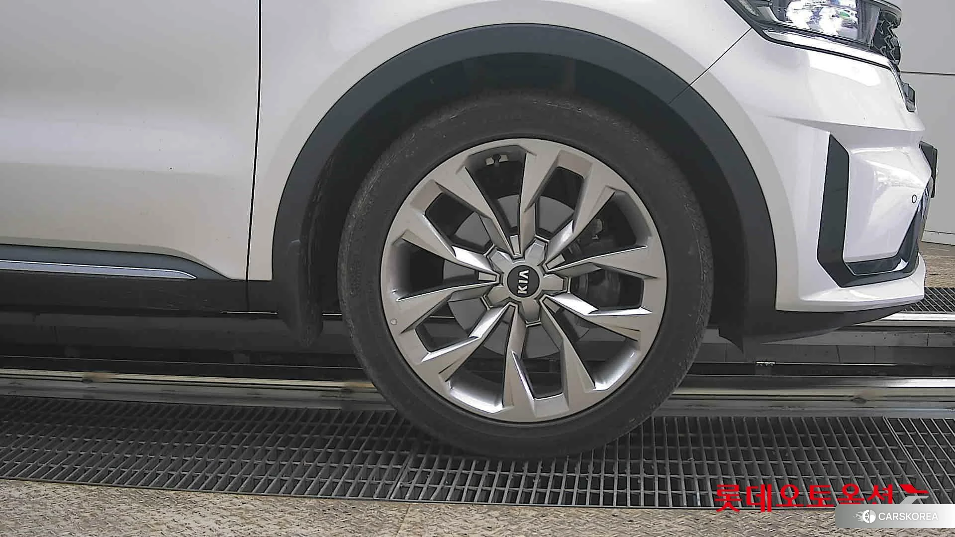 Kia Sorento id 3869386 из Кореи 15