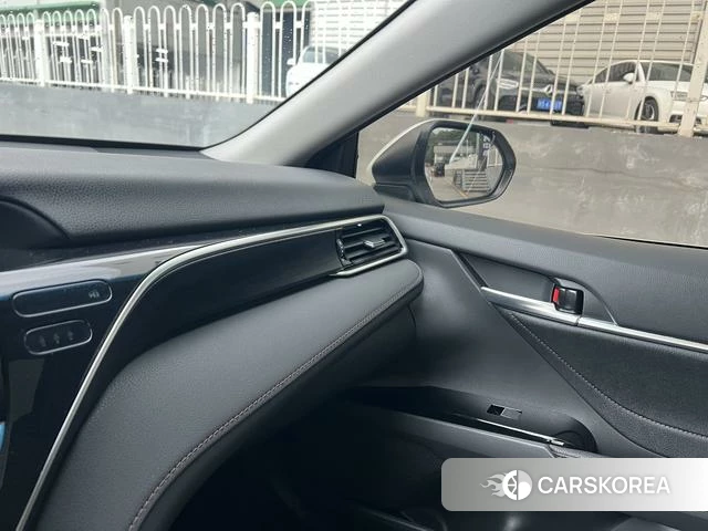 Toyota Camry id 4262345 из Китая 15
