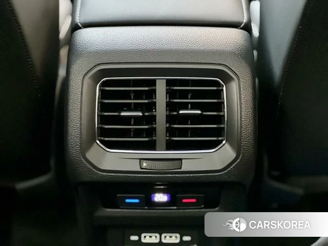 Volkswagen Tiguan L id 4387173 из Китая 15
