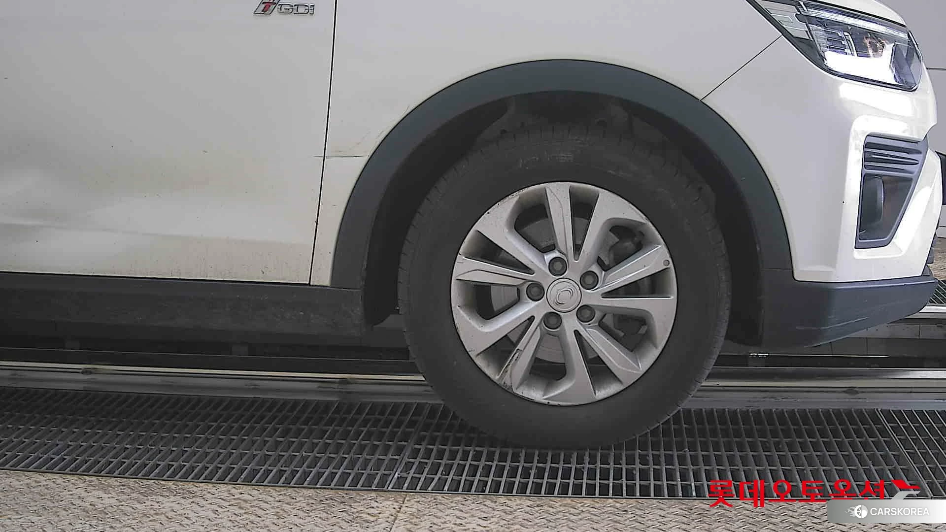 SsangYong Tivoli id 3888449 из Кореи 15