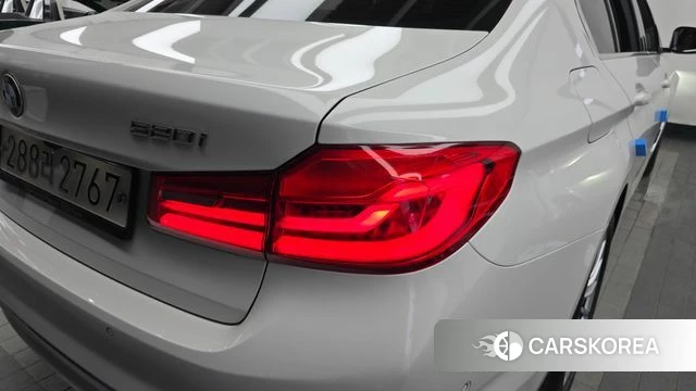 BMW 5 Series (G30) id 4551052 из Кореи 15