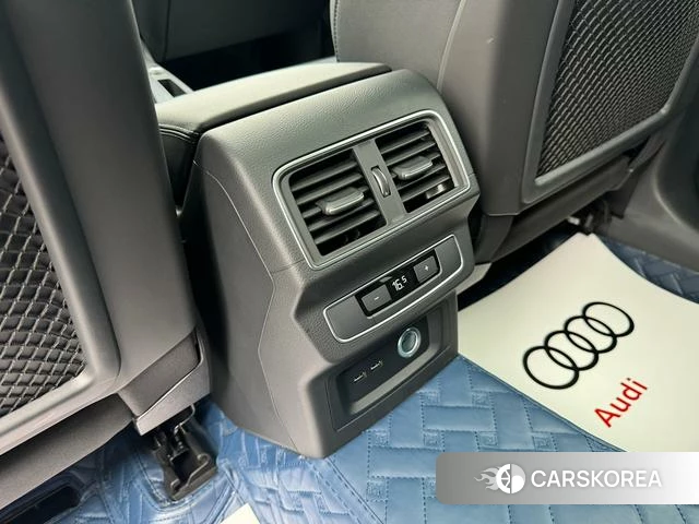 Audi Q5L id 3857939 из Китая 15