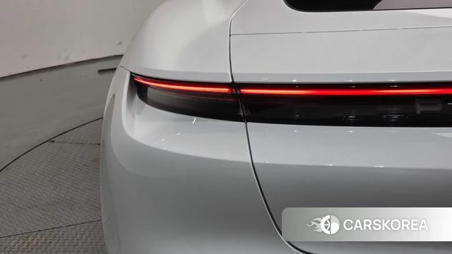 Porsche Taycan id 4578971 из Кореи 15