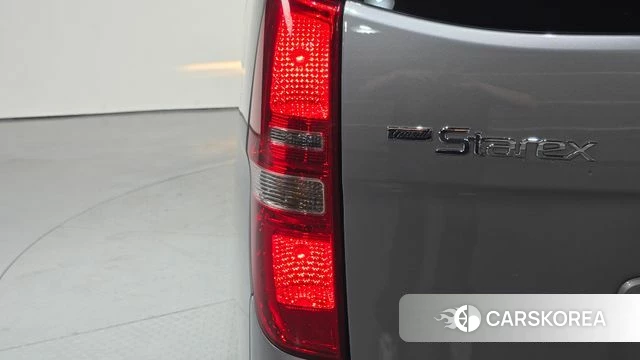 Hyundai The New Grand Starex id 4482495 из Кореи 15