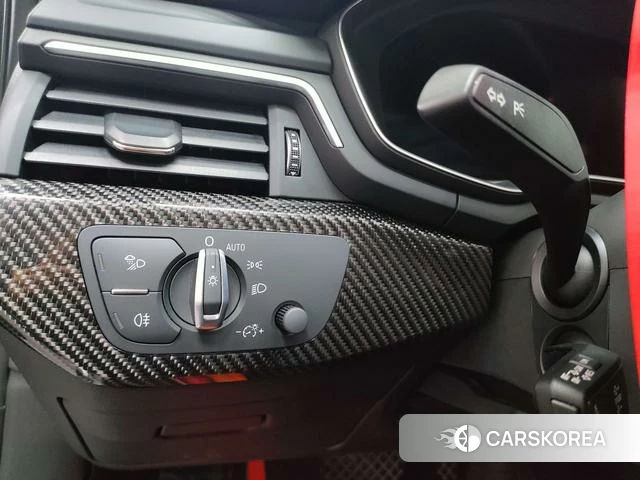 Audi A4L id 4276651 из Китая 15