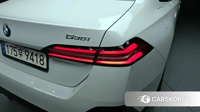 BMW 5 Series (G60) id 4280727 из Кореи 15