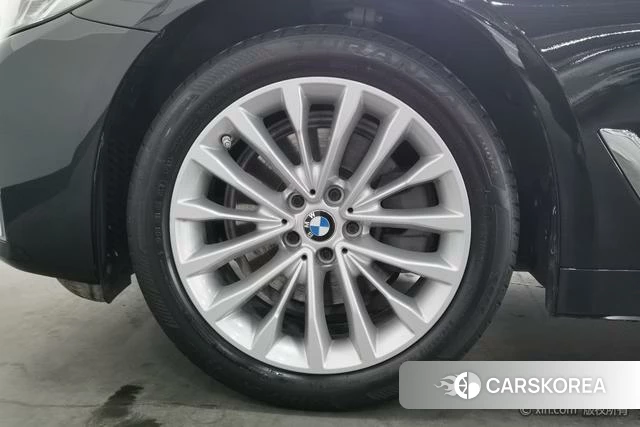 BMW 5 series id 4275978 из Китая 15