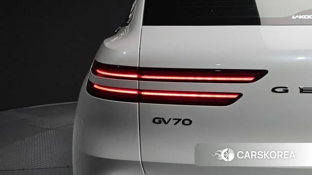 Genesis GV70 id 4506424 из Кореи 14