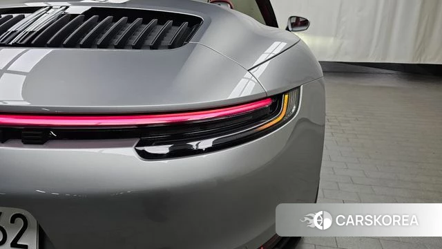 Porsche 911(992) id 4480872 из Кореи 15