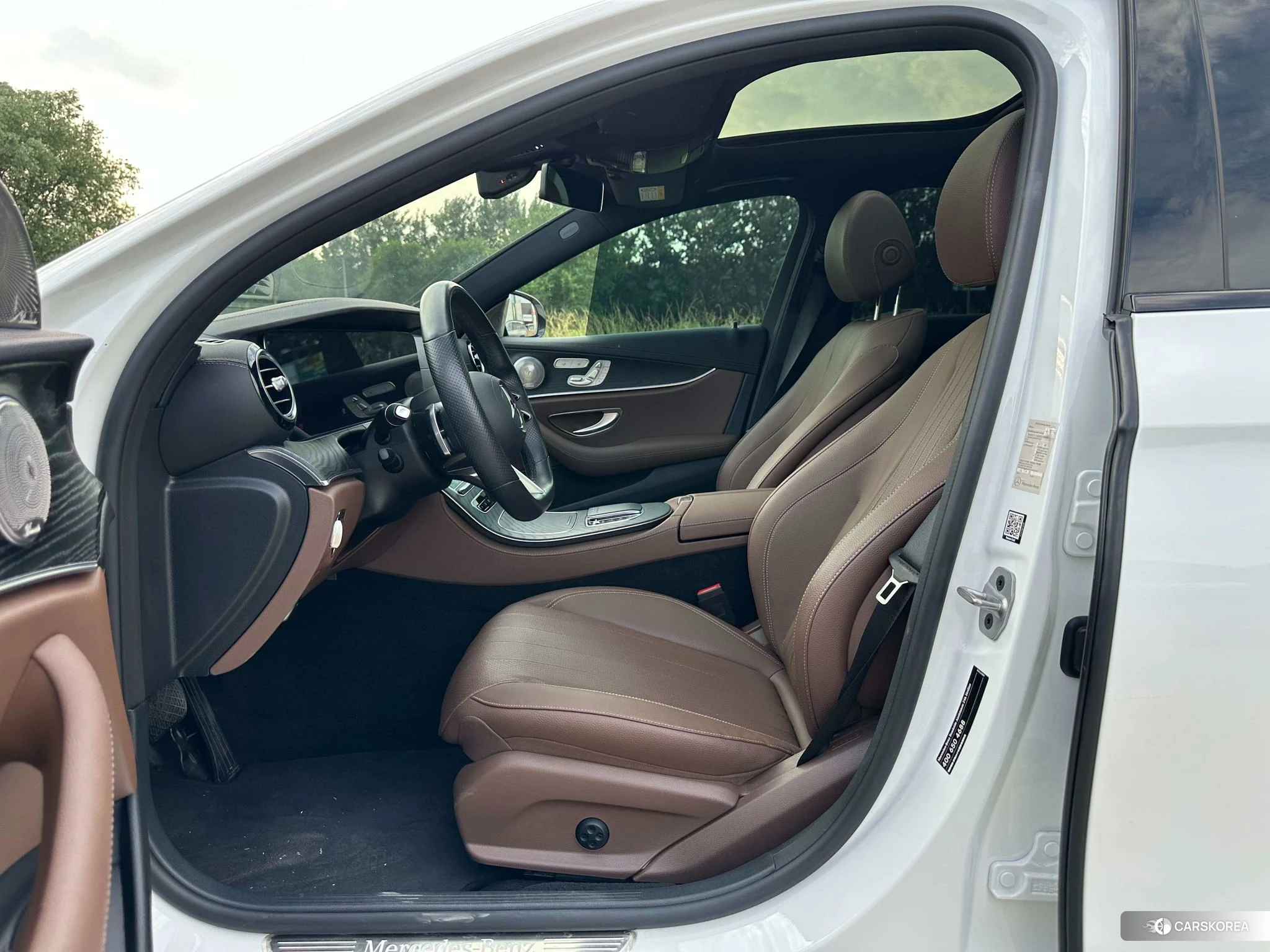 Mercedes-Benz E-Class id 4513579 из Китая 15