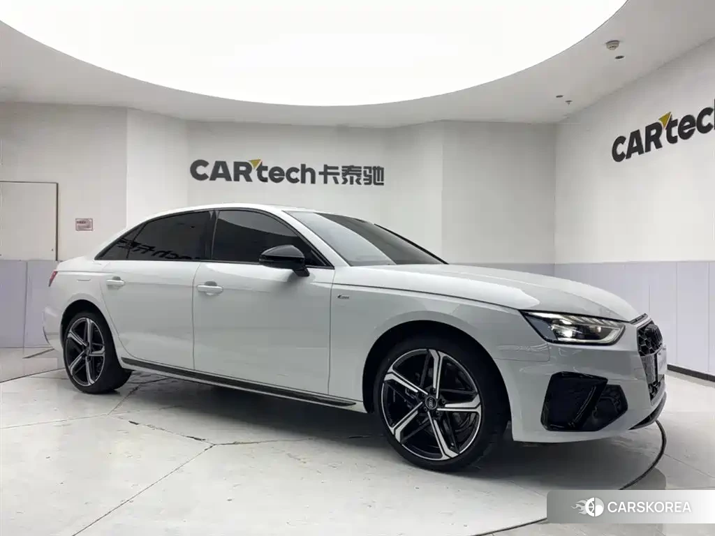 Audi A4L id 4576393 из Китая 15