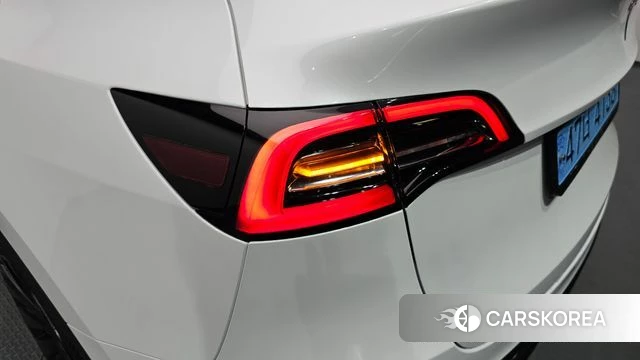 Tesla Model Y id 4579186 из Кореи 15