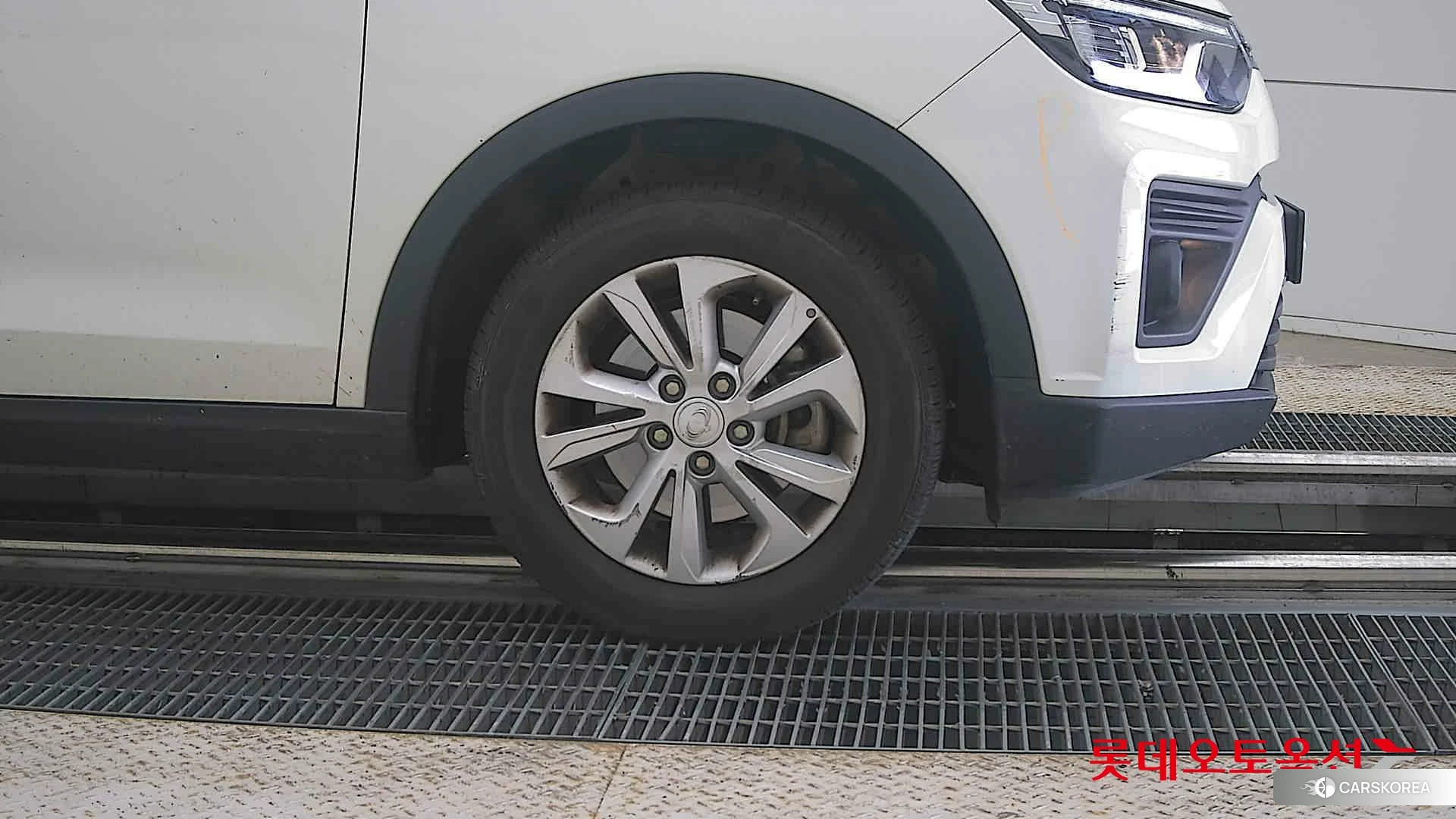SsangYong Tivoli id 4498460 из Кореи 15