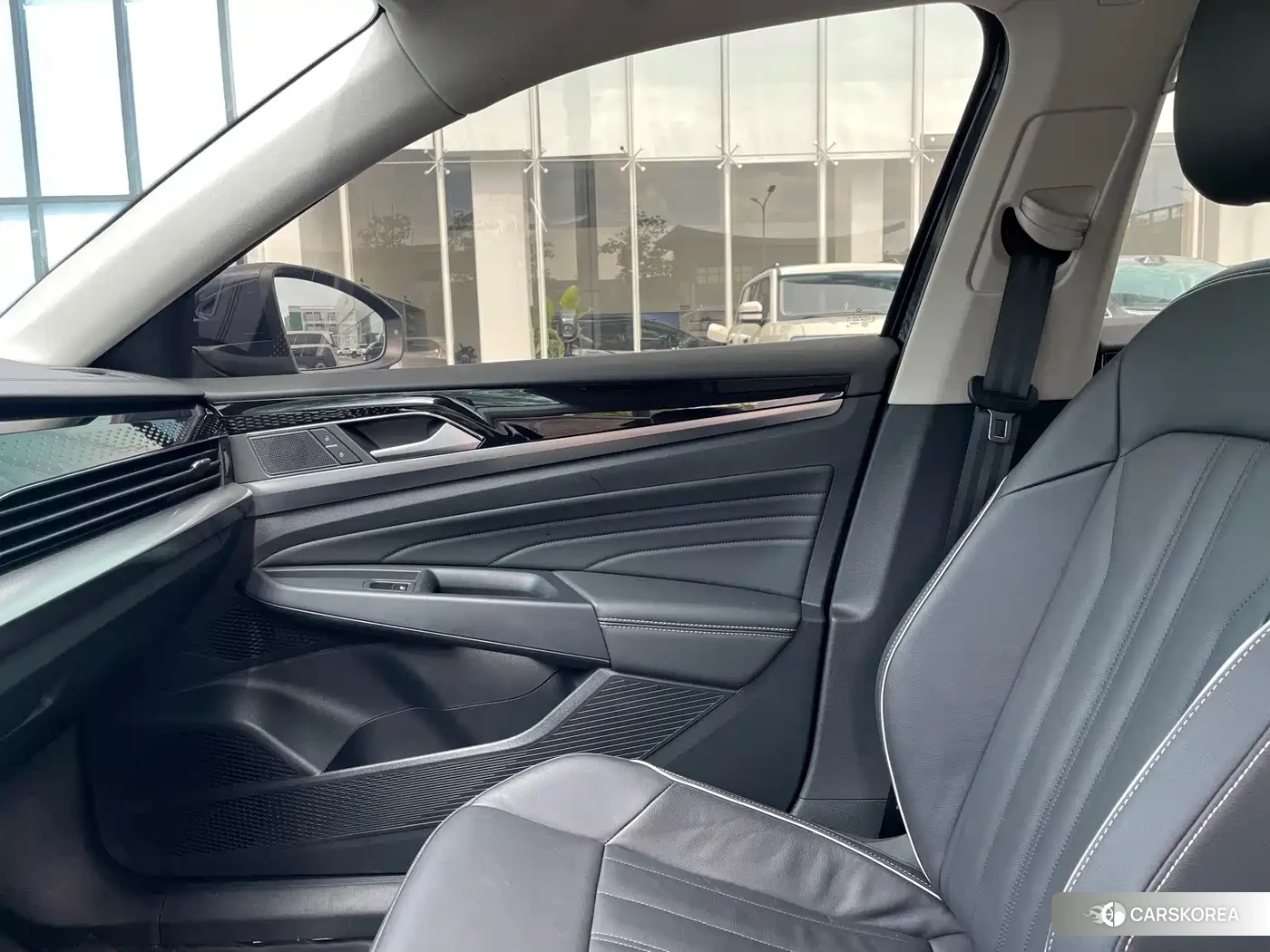 Volkswagen Passat id 4607079 из Китая 15