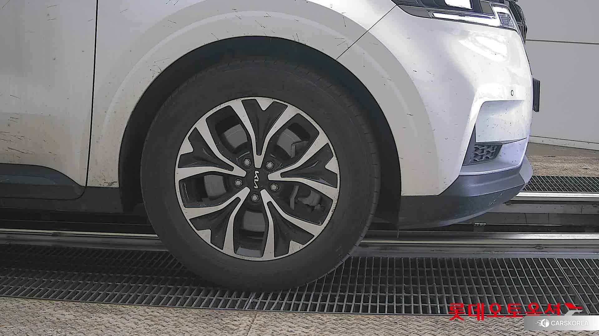 Kia Carnival id 3882091 из Кореи 15