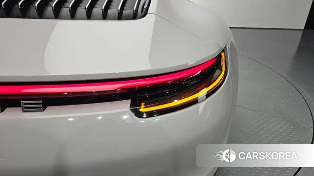 Porsche 911(992) id 4667234 из Кореи 15