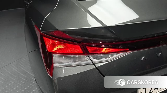 Hyundai Avante Hybrid (CN7) id 4231703 из Кореи 15