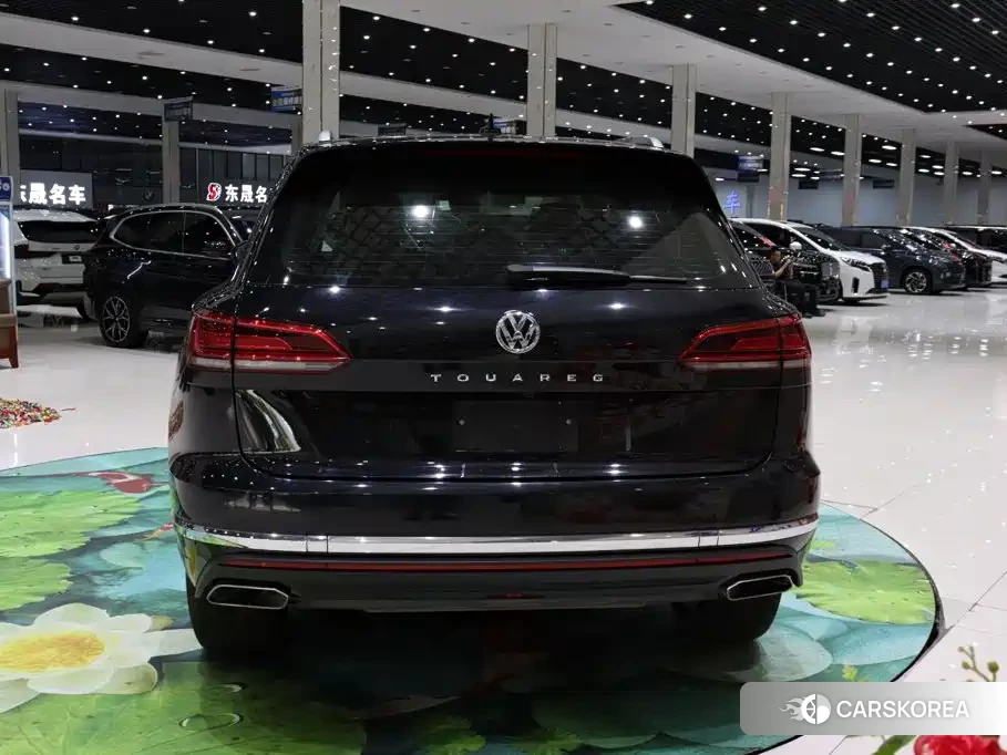 Volkswagen Touareg id 4607151 из Китая 15