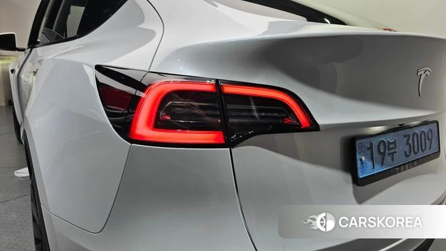 Tesla Model Y id 4584789 из Кореи 15
