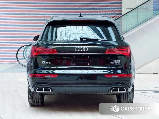 Audi Q5L id 4258688 из Китая 15