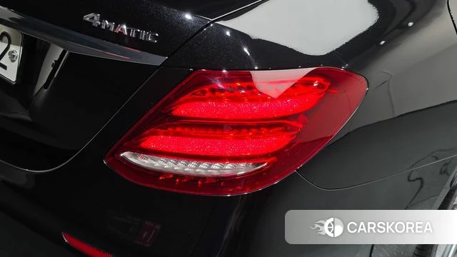 Mercedes-Benz E-Class W213 id 4881963 из Кореи 15