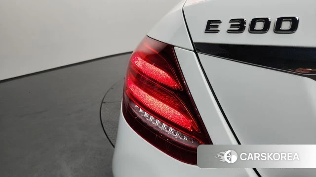 Mercedes-Benz E-Class W213 id 4620293 из Кореи 15
