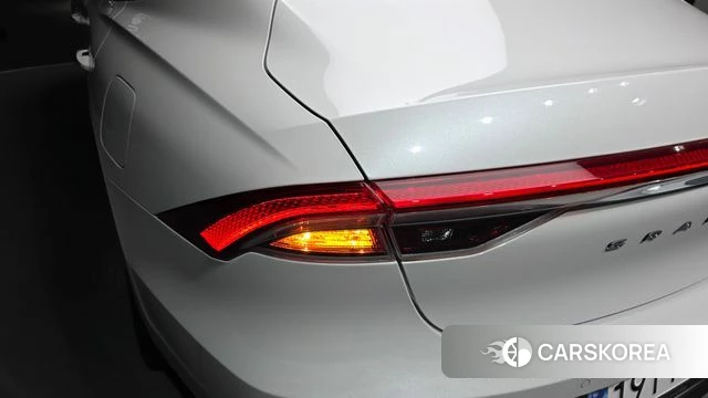 Hyundai The New Grandeur IG Hybrid id 4195577 из Кореи 15