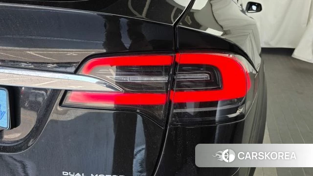 Tesla Model X id 4458664 из Кореи 15