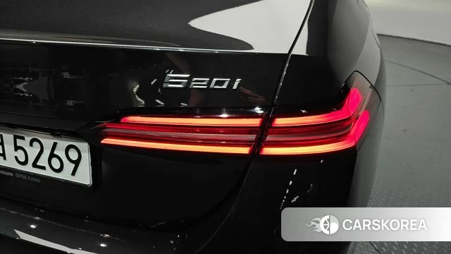 BMW 5 Series (G60) id 4302273 из Кореи 15