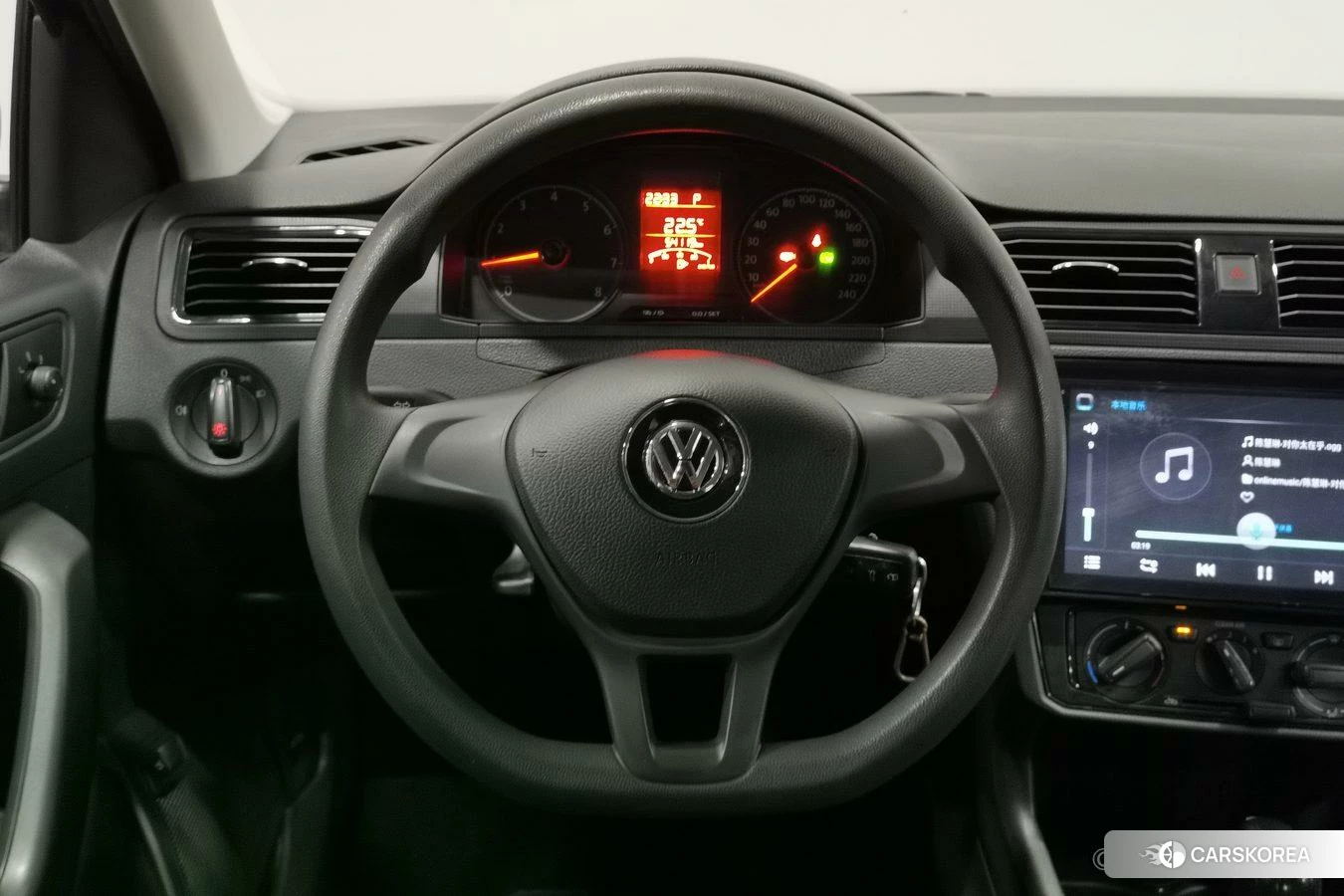 Volkswagen Santana id 4487444 из Китая 15