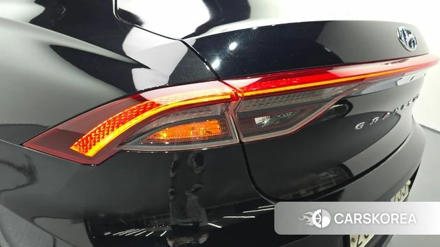 Hyundai The New Grandeur IG Hybrid id 4424015 из Кореи 15