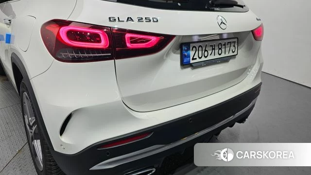 Mercedes-Benz GLA - Class H247 id 4585256 из Кореи 15
