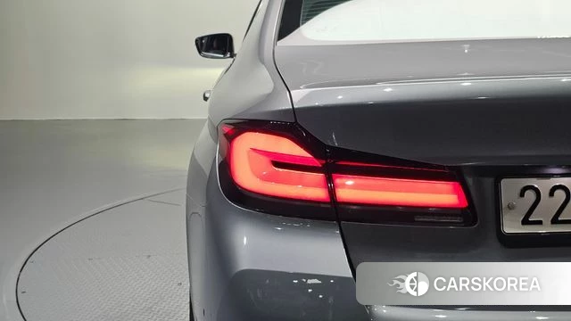 BMW 5 Series (G30) id 4540951 из Кореи 15
