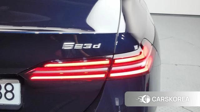 BMW 5 Series (G60) id 4602211 из Кореи 15