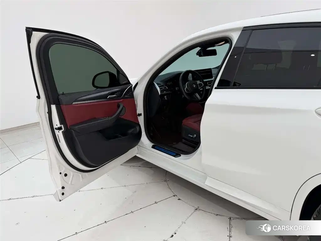 BMW X4 id 4545835 из Китая 15