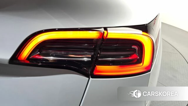 Tesla Model Y id 4432990 из Кореи 15