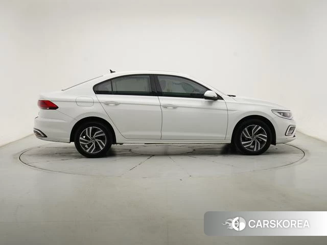 Volkswagen Bora id 4258581 из Китая 15