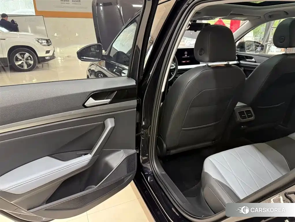 Volkswagen Lavida id 4679760 из Китая 15