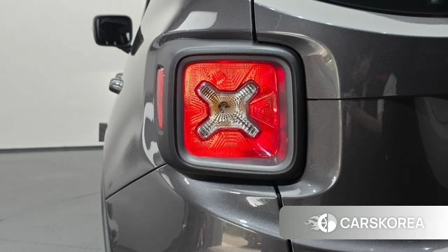 Jeep Renegade id 4727938 из Кореи 15