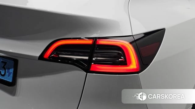 Tesla Model Y id 4744520 из Кореи 15