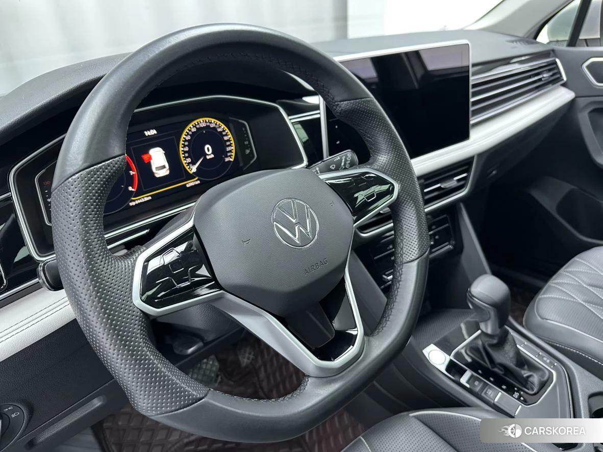 Volkswagen Tiguan L id 4479606 из Китая 15