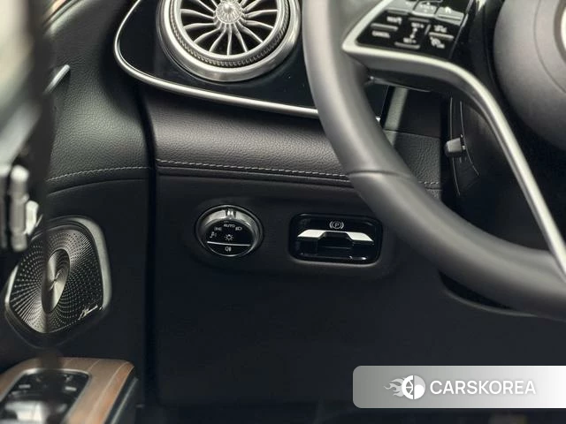 Mercedes-Benz EQS id 4333885 из Китая 15
