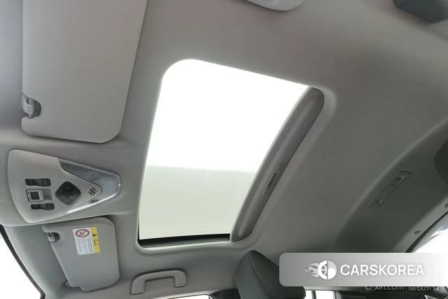 Toyota C-HR id 4314089 из Китая 15